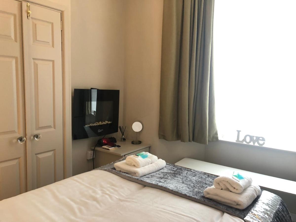 3 Double Bed Brittania Styled Central Home Near Lfc Sleeps 6 With Free Business Super Fast Fibre Broadband 利物浦 外观 照片