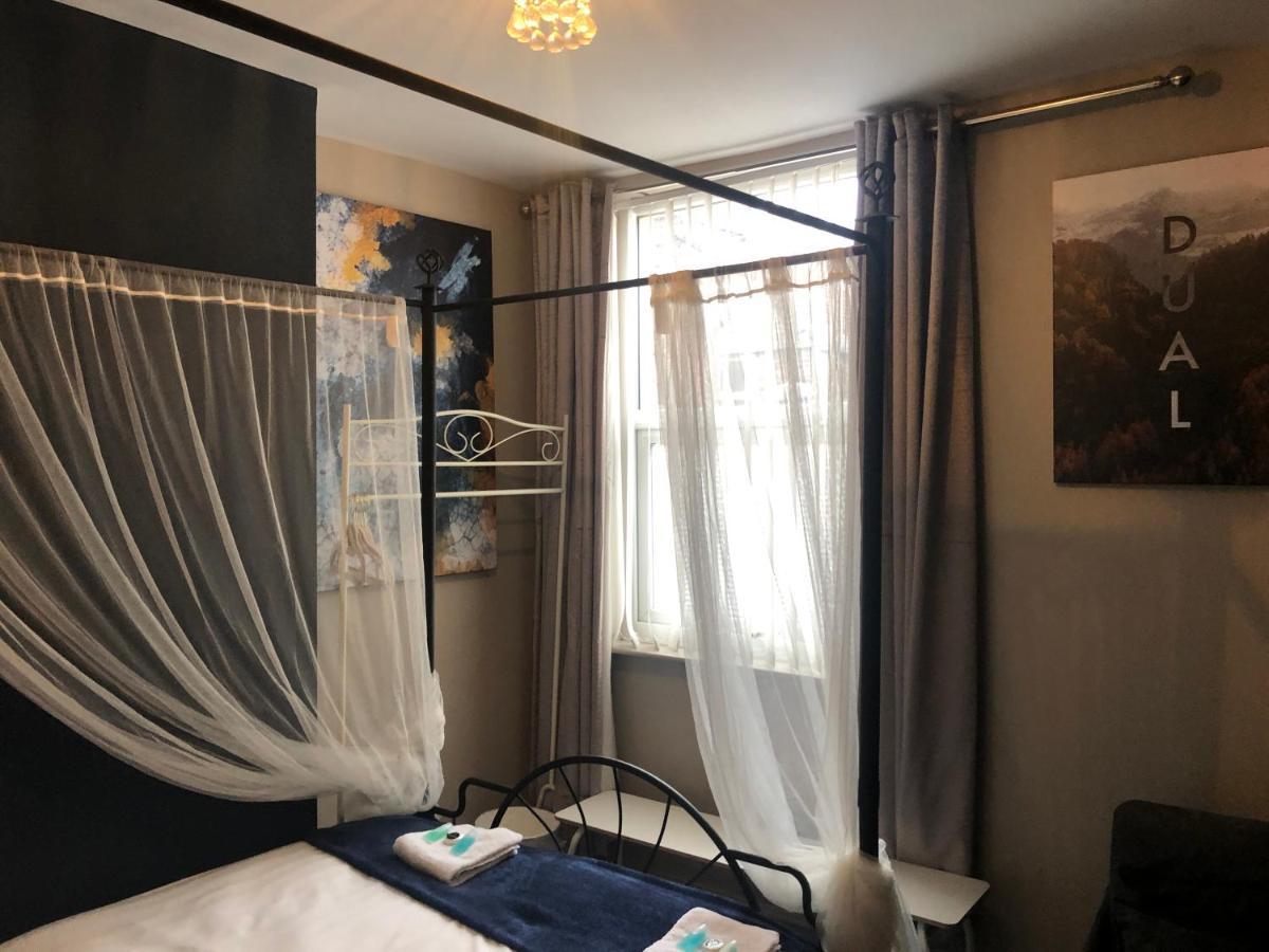 3 Double Bed Brittania Styled Central Home Near Lfc Sleeps 6 With Free Business Super Fast Fibre Broadband 利物浦 外观 照片
